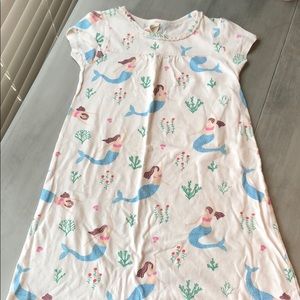 Mini boden nightgown